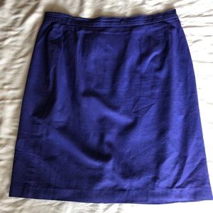 Women’s purple, linen/cotton lined skirt 18
